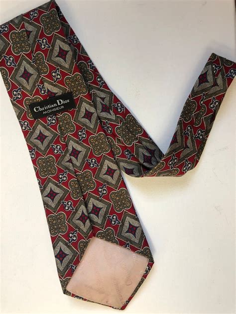 christian dior tie.